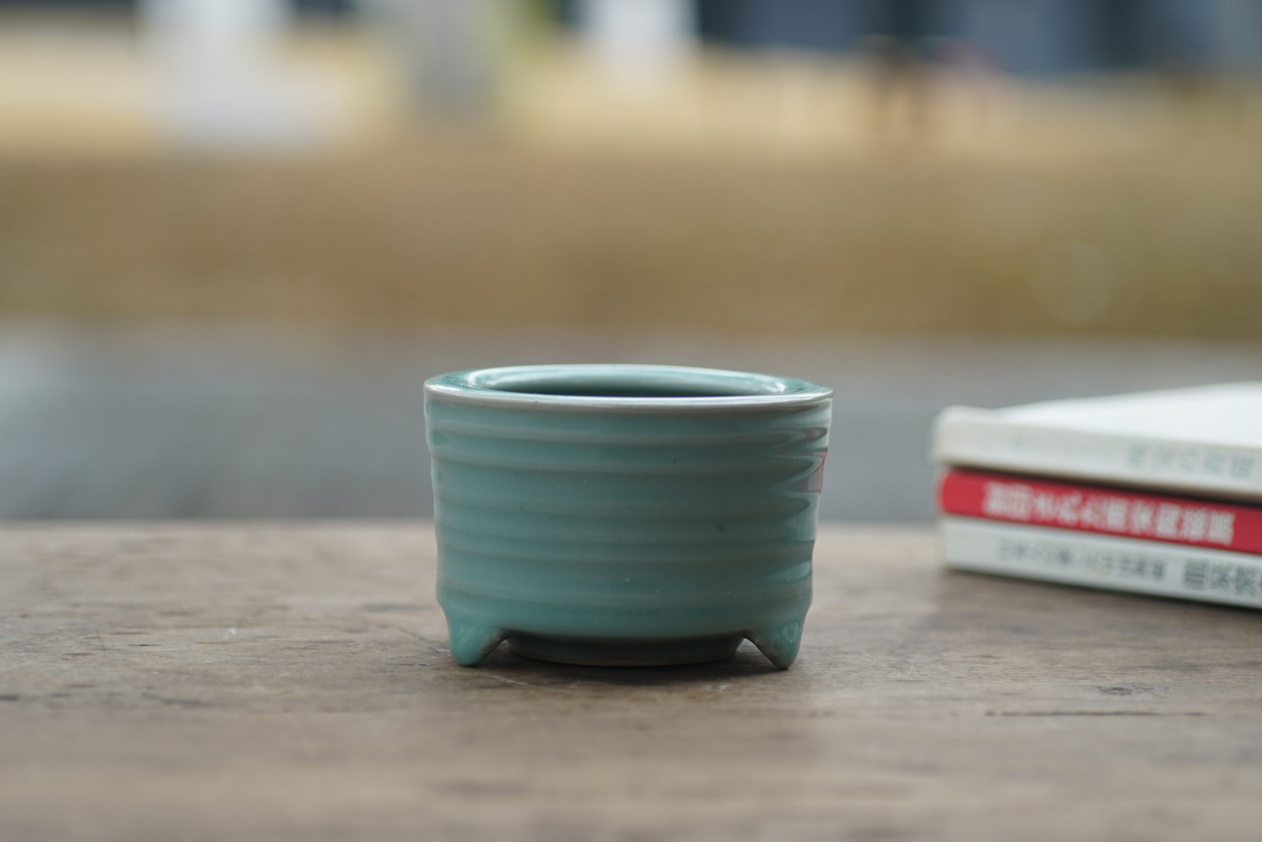 柴烧 仿青铜如意弦纹小炉