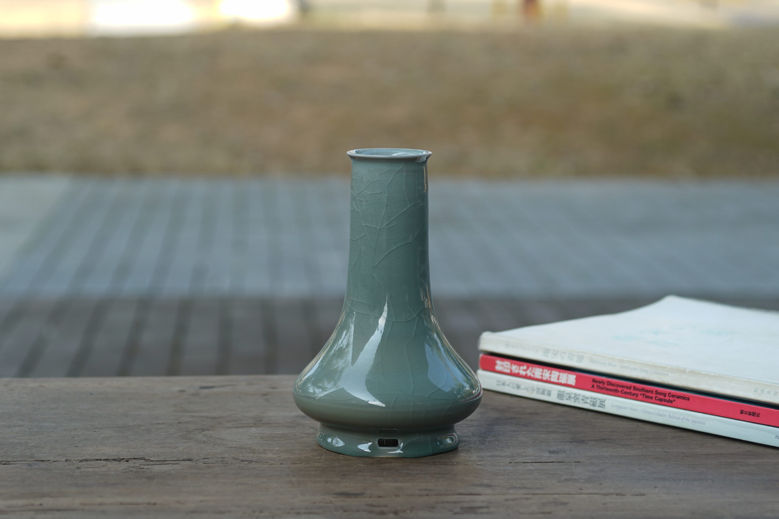 穿带弦纹瓶 柴烧孤品