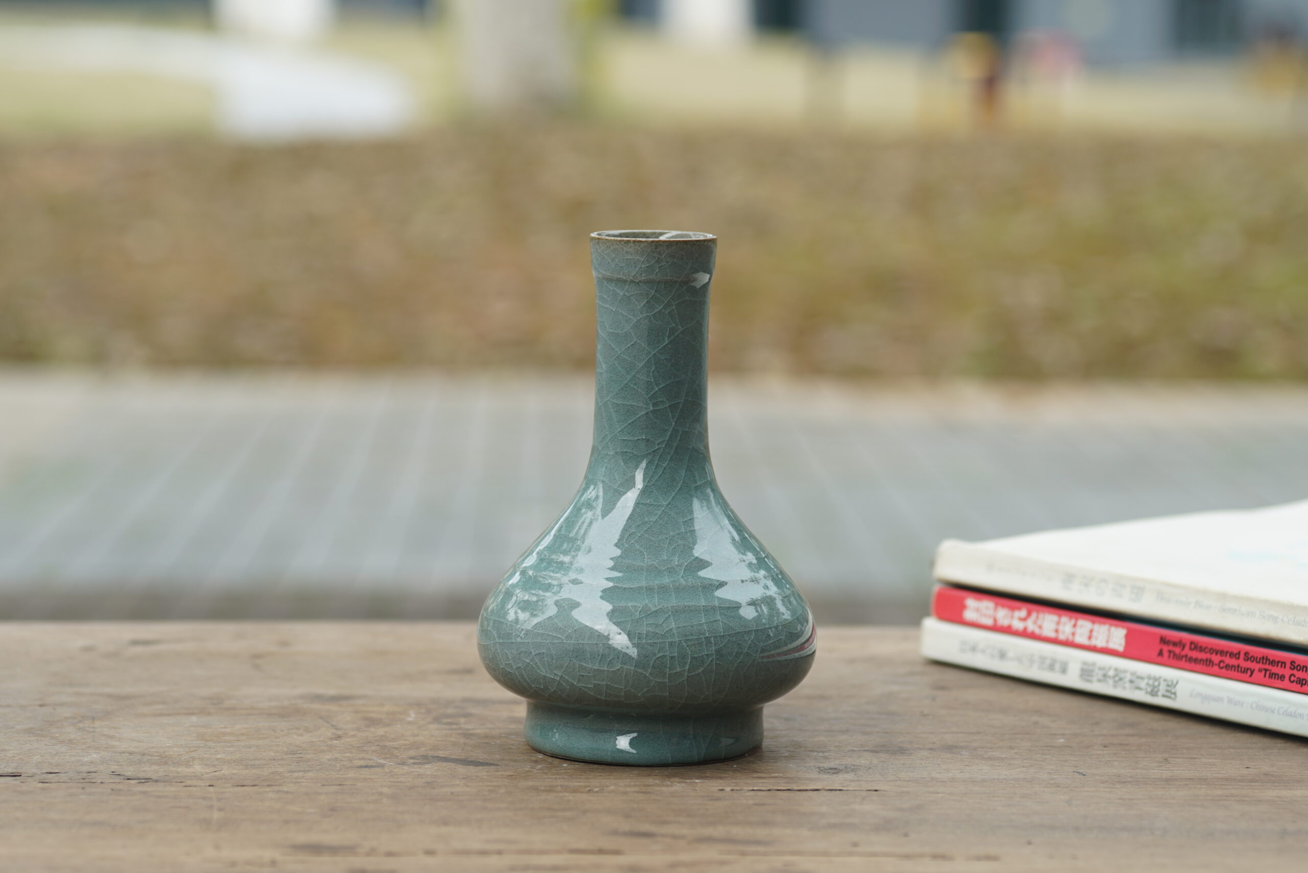 柴烧 官制黑胎弦纹小瓶